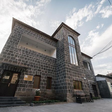 ホテル Gyumri Apart エクステリア 写真