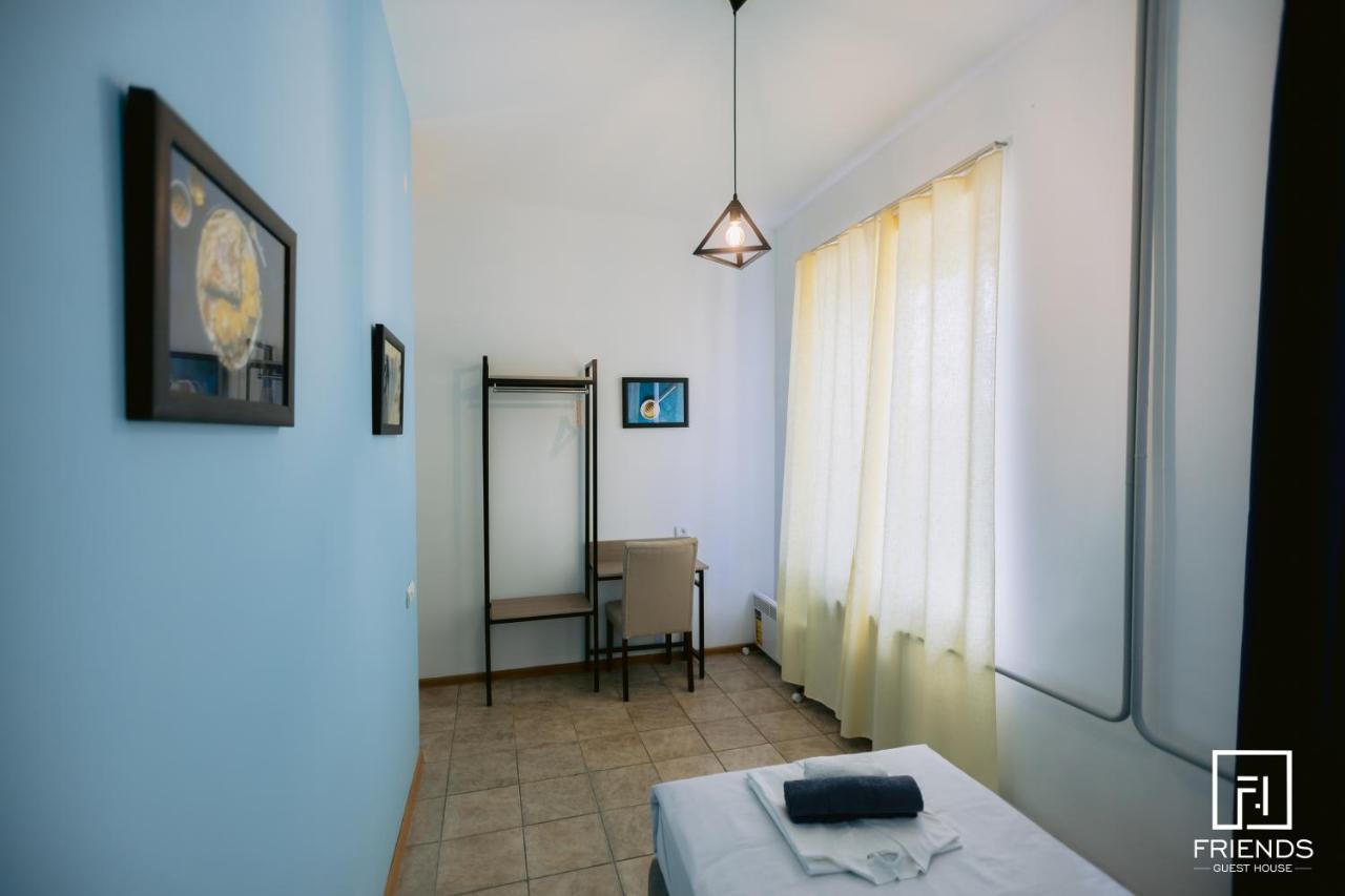 ホテル Gyumri Apart エクステリア 写真